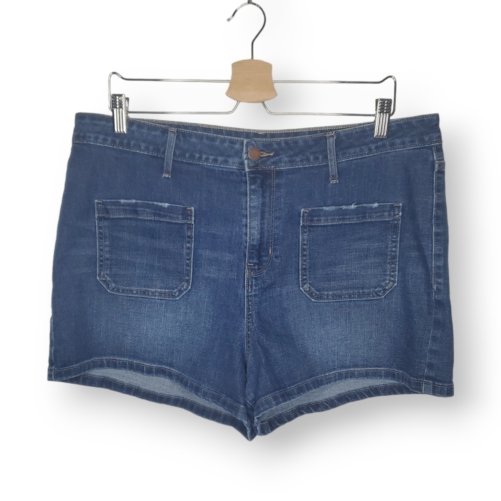OLD Navy High Waist Medium Wash Denim Shorts Plus Size 16